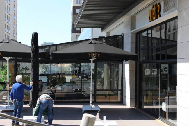 Зонт профессиональный 2х2 м Avocado бежевый 2000х2000 мм