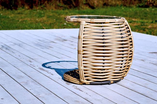 MOKKA МАЙОРКА / MAJORCA боковой столик, цвет соломенный MOKKA МАЙОРКА / MAJORCA боковой столик, цвет соломенный