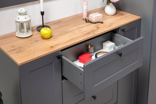 Комод четыре ящика с настенной вешалкой и двумя платяными шкафами Остин цвет серый графит/дуб крафт золотой Комод четыре ящика с настенной вешалкой и двумя платяными шкафами Остин цвет серый графит/дуб крафт золотой