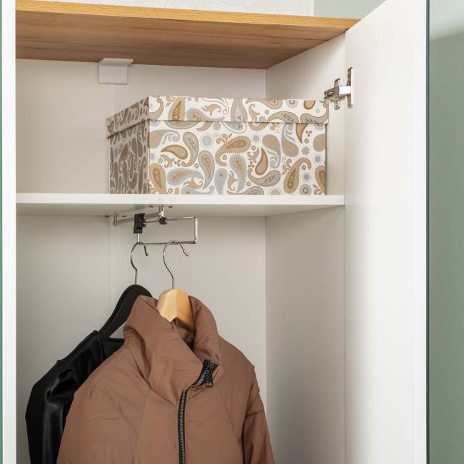 Шкаф для одежды и шкаф-пенал Октава цвет белый шагрень/дуб крафт золотой/зеркало Шкаф для одежды и шкаф-пенал Октава цвет белый шагрень/дуб крафт золотой/зеркало