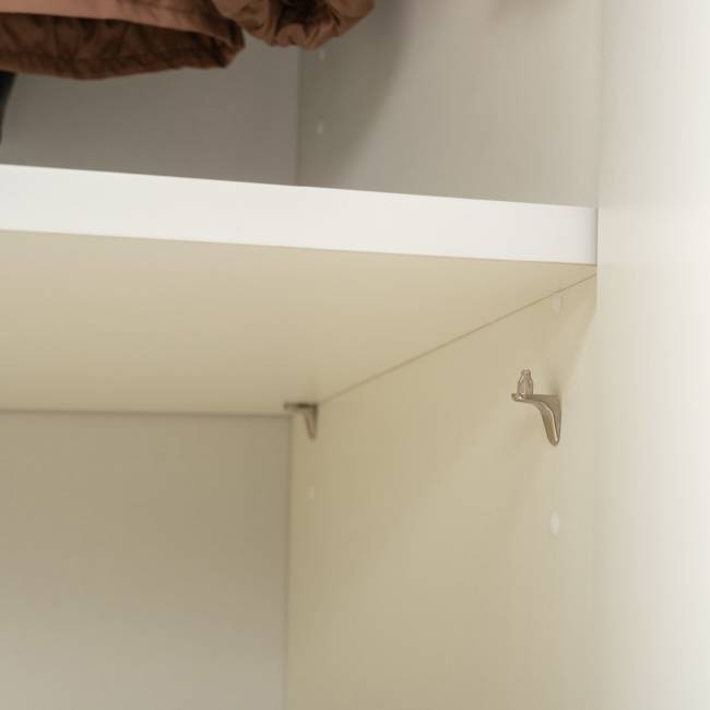 Шкаф для одежды и шкаф-пенал Октава цвет белый шагрень/дуб крафт золотой/зеркало Шкаф для одежды и шкаф-пенал Октава цвет белый шагрень/дуб крафт золотой/зеркало