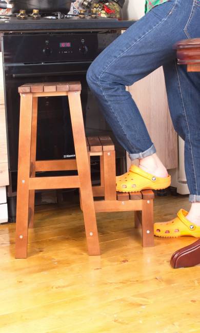 Табурет-стремянка Марк, Орех