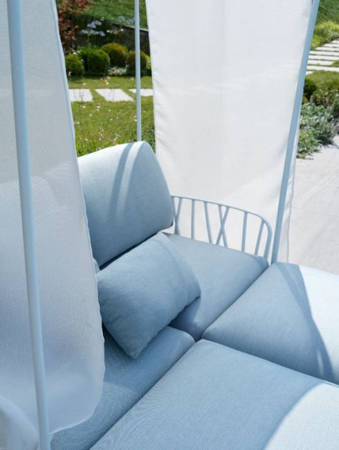 Лаунж-диван двухместный Komodo белый, синий 1440х1500х880 мм Лаунж-диван двухместный Komodo белый, синий 1440х1500х880 мм